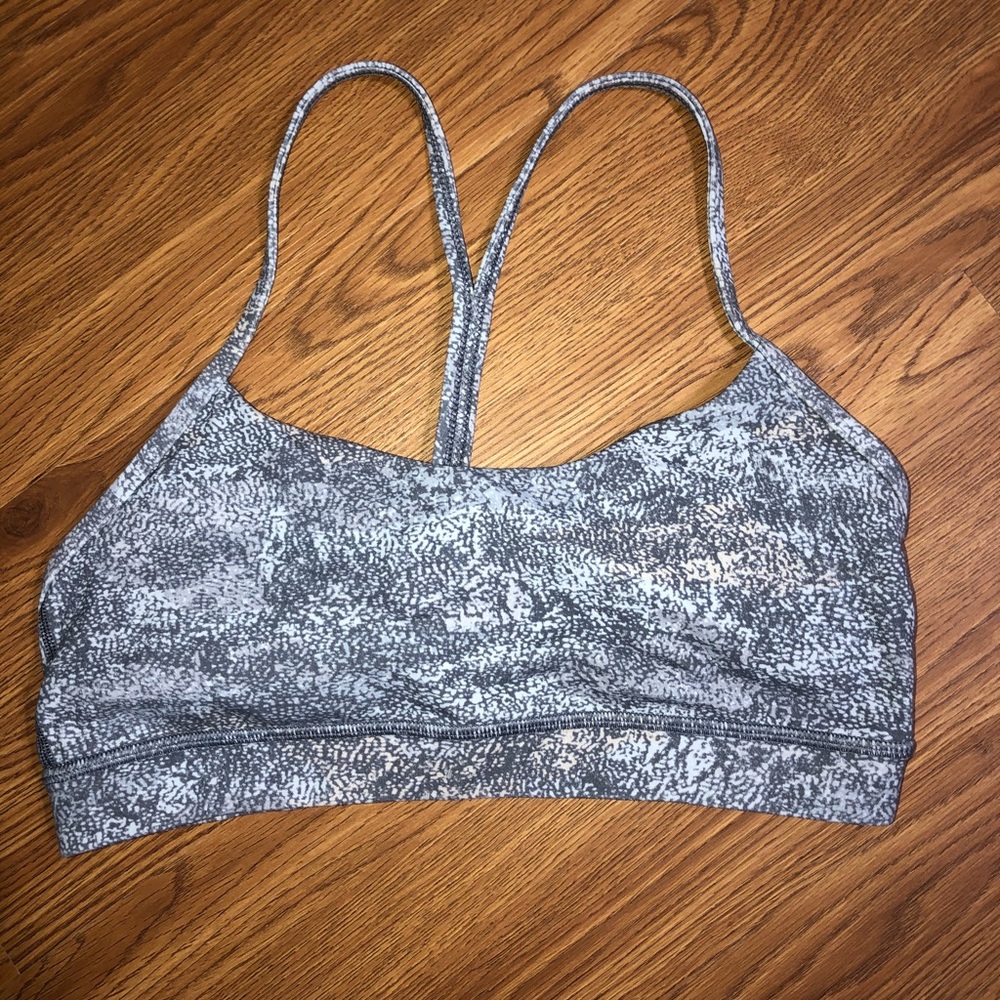 Lululemon sports bra - Picture 4 of 5